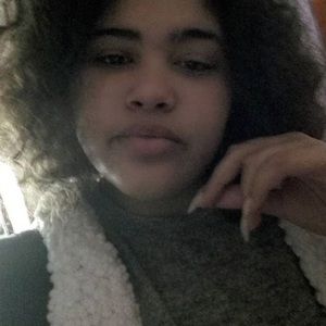 Meet your Posher, Vera